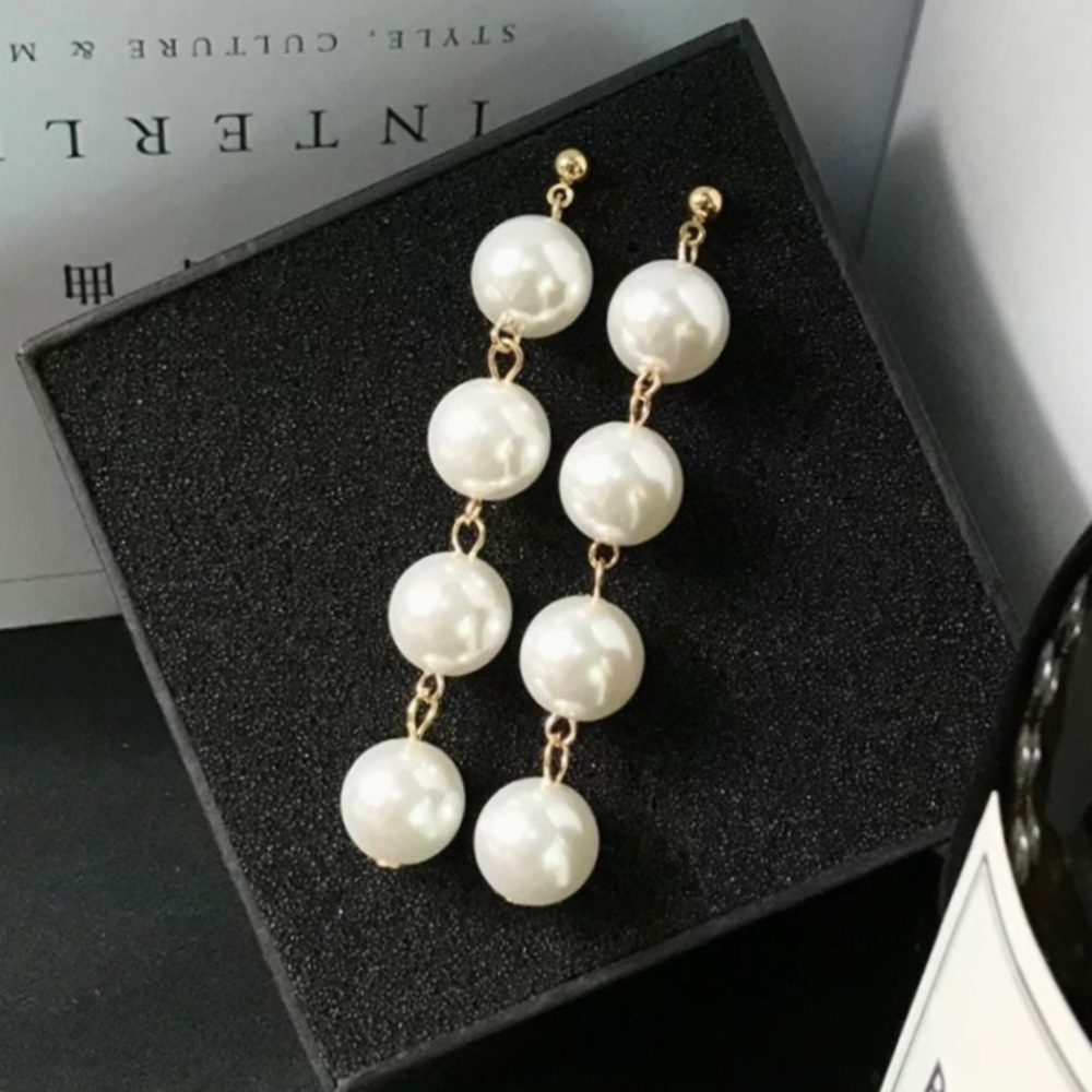 Faux Pearl Beaded Drop Stud Earrings